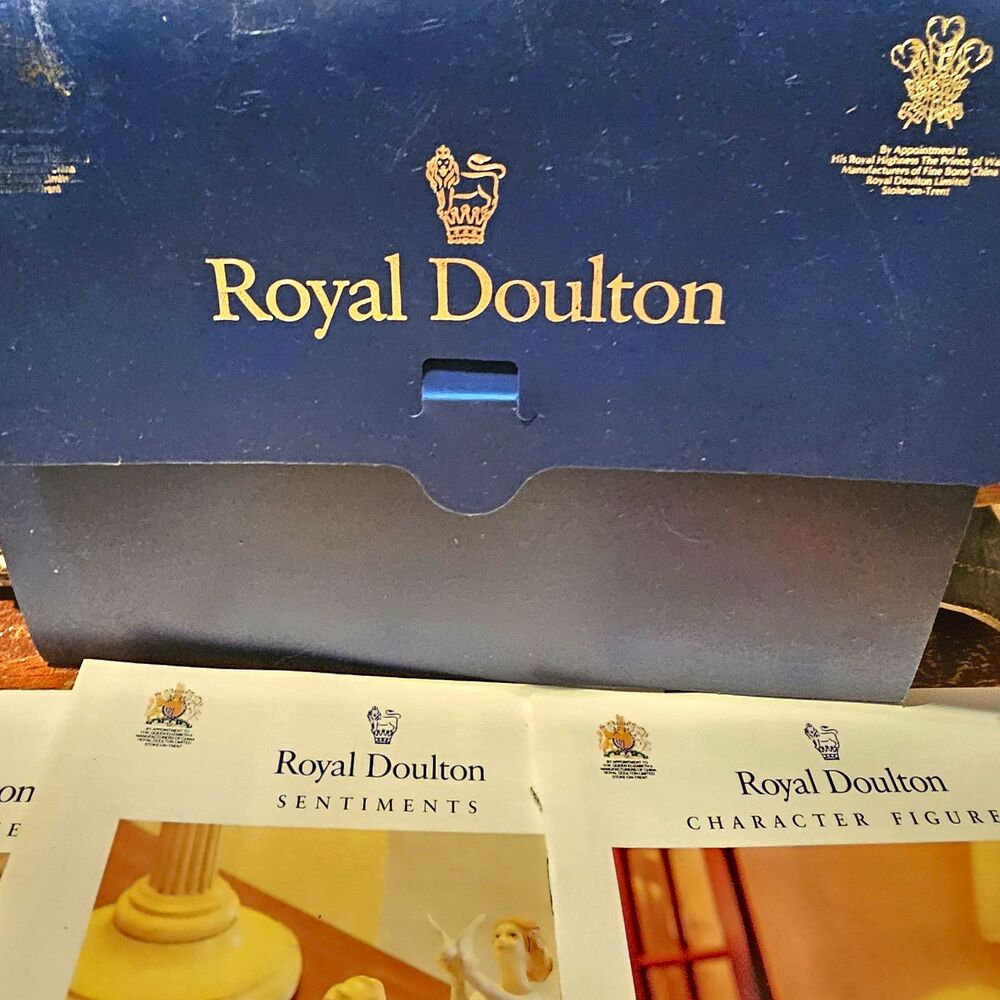 Royal Doulton Illustrated Figures Catalog Booklet Lot, English